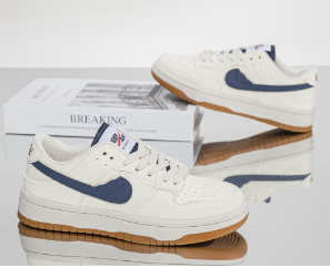 תמונה 1 של נעלי ספורט