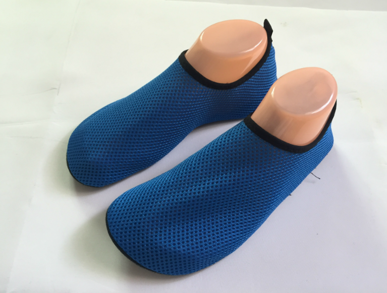 Breathable Beach Shoes 2
