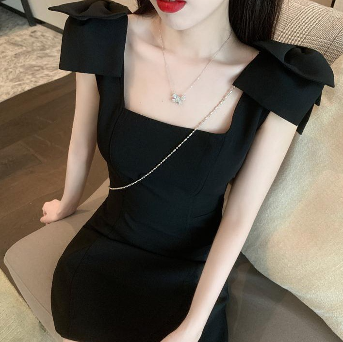 Bow Tie Back Dress Image 2