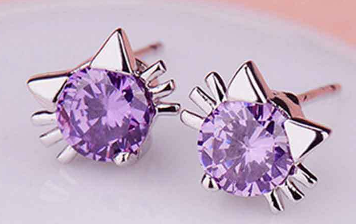 Cat Spirit Stud Earrings White