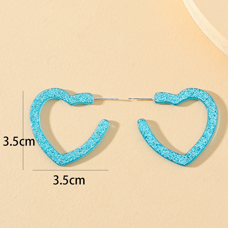 Stud Earrings Image 5