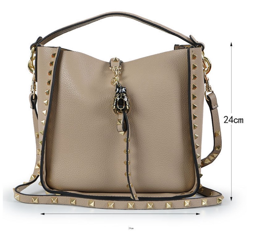 Rivet Tote Bag 7