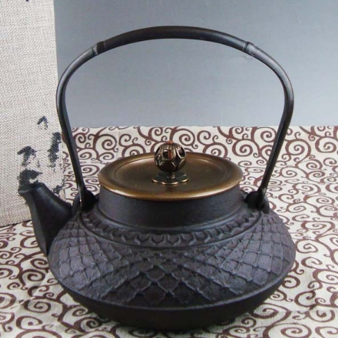 Cast Iron Kettle Image 2