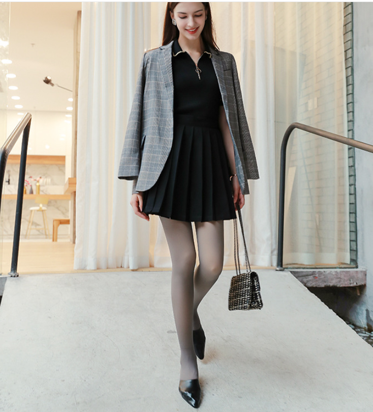 Grey translucent leggings image