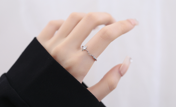 Stylish Silver Ring Display