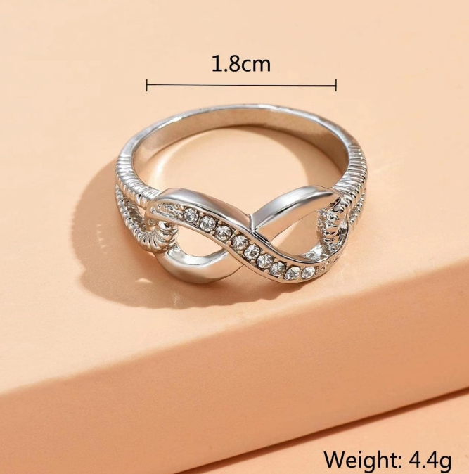 Creative Diamond-Embedded 8-Character Ring Image 2