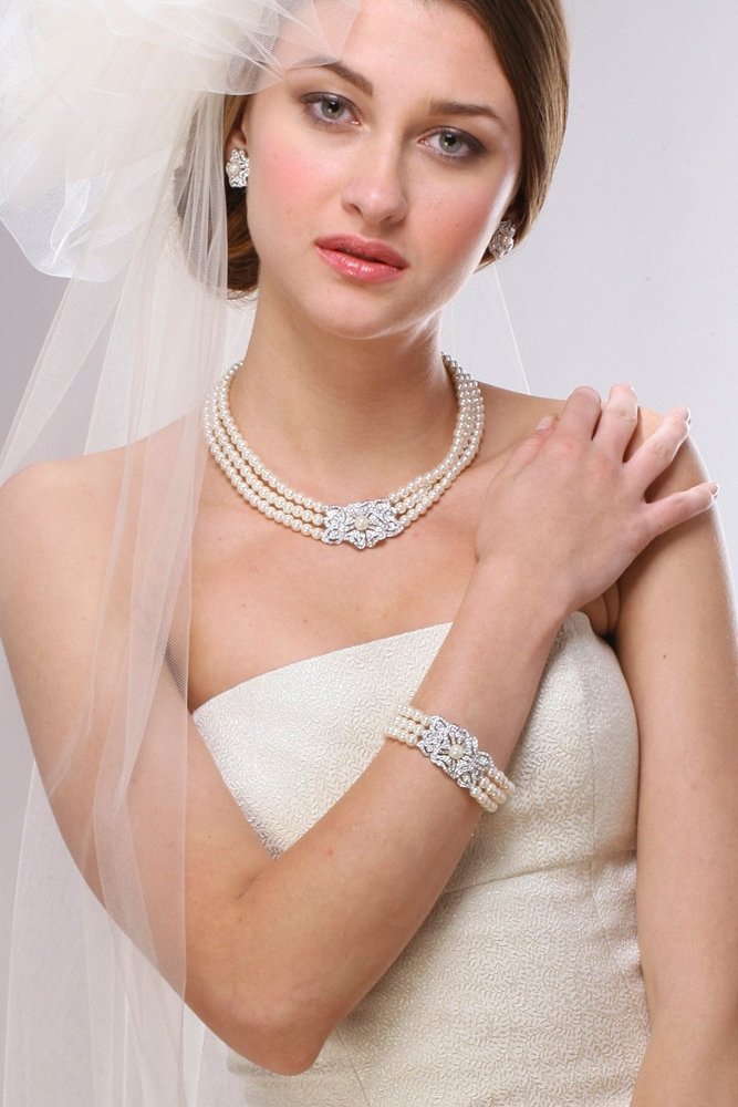 Bridal Jewelry Set Image 2