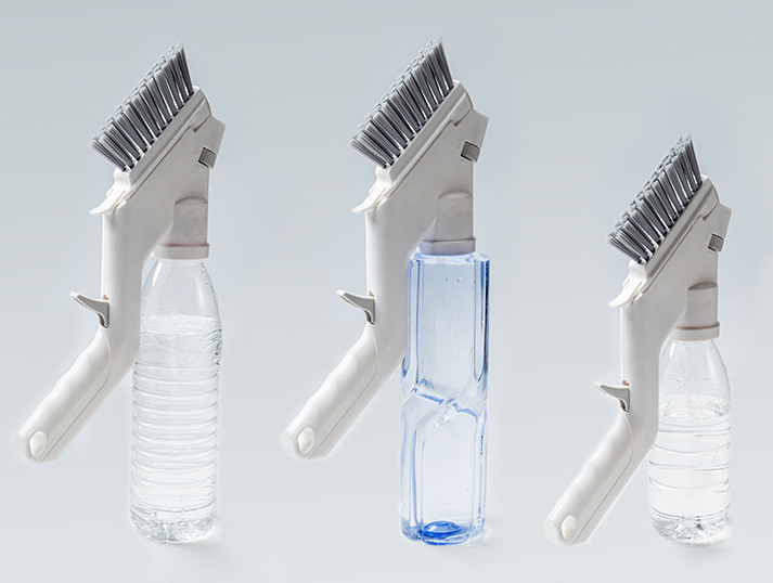 Multi functional water spray cleaning kit