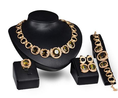 Jewelry Set Image 3