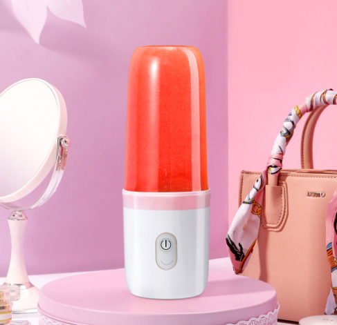 Portable Juicer Image 2