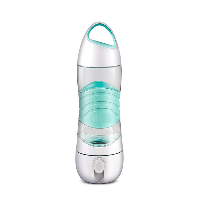 Smart Light Reminder Water Cup in Use
