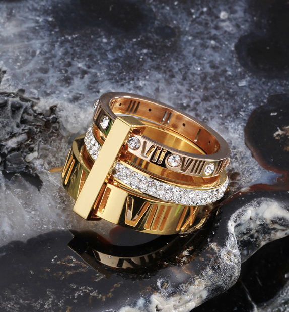 Fashionable Roman Ring 3
