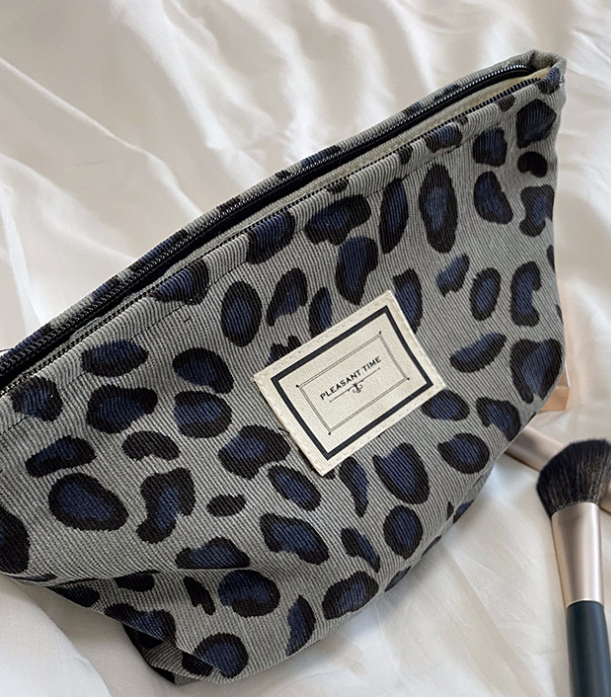 Cosmetic Organizer Bag Image 1