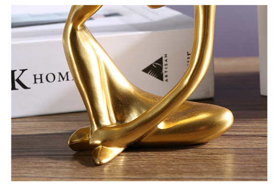 Creative Thinking Figurine 7