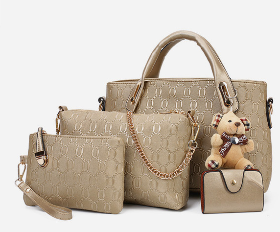 Little Bear Pendant Bag Image 4