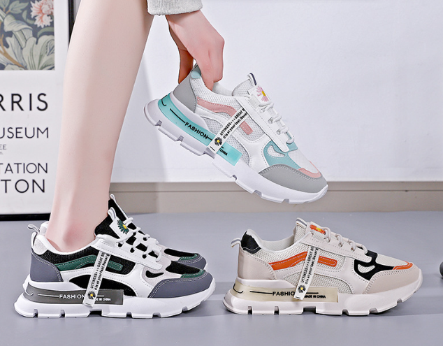 Women's Sports Shoes - Image 2