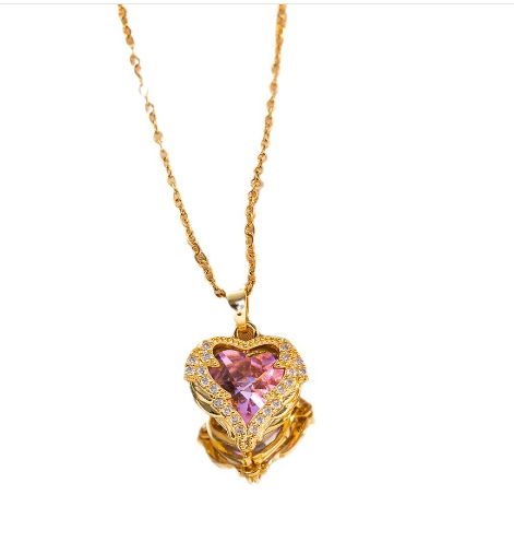 Elegant Design of Pink Heart Necklace
