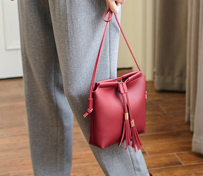 Fringe Bucket Bag 2