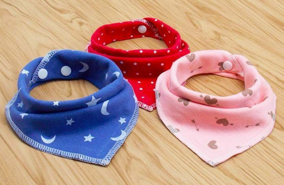 Cat and Dog Triangle Scarf 4