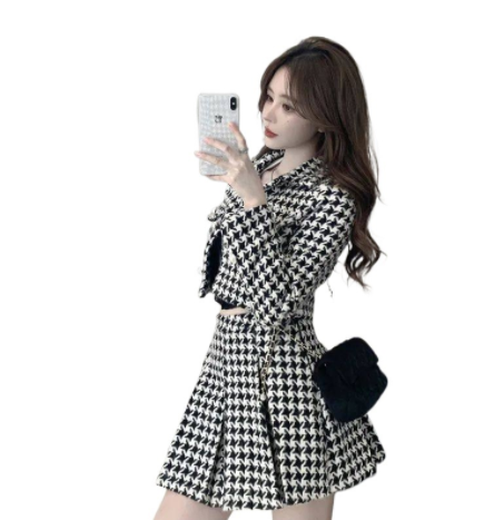 Houndstooth Suit Ensemble - Image 3