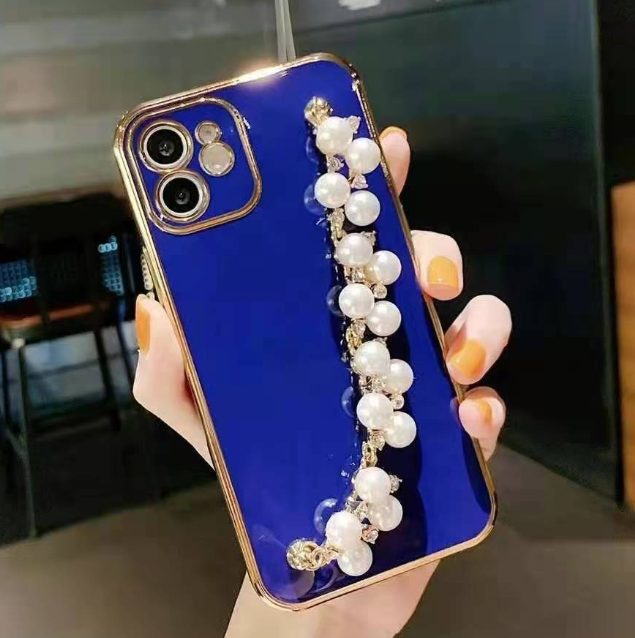 Rhinestone Pearl Bracelet Image 3