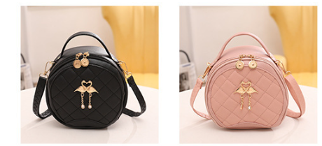 Quilted Chain Crossbody Bag - Image 1