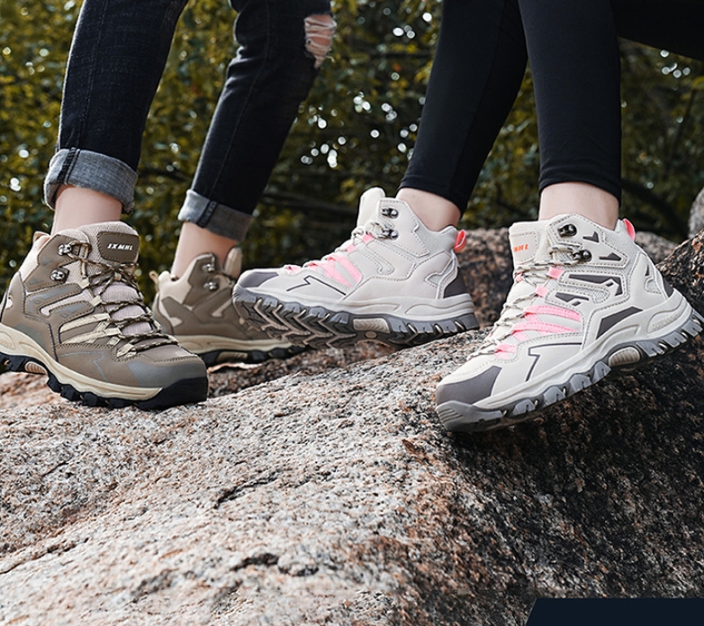 WOLFF waterproof high-top trekking shoes