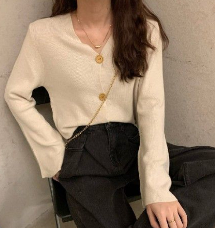 Cardigan Image 2
