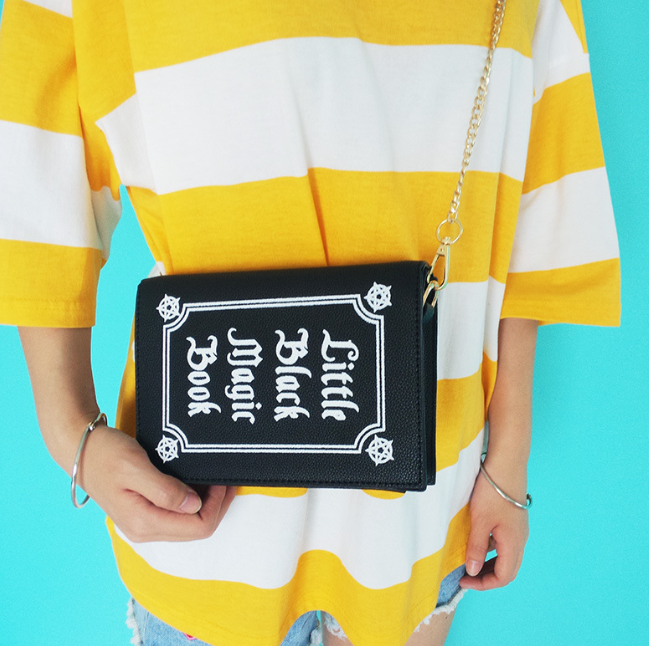 Magic Book Bag Detail