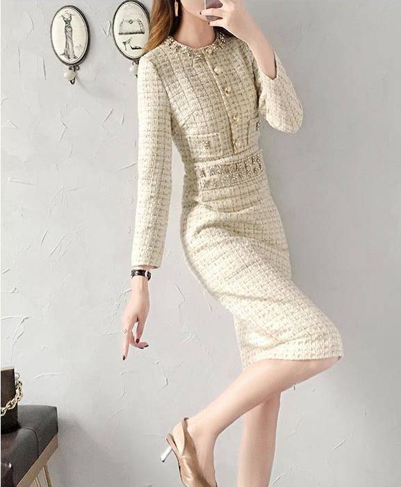 Vintage Dress Image 4