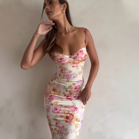 YVONNE Maxi Dress Image 3