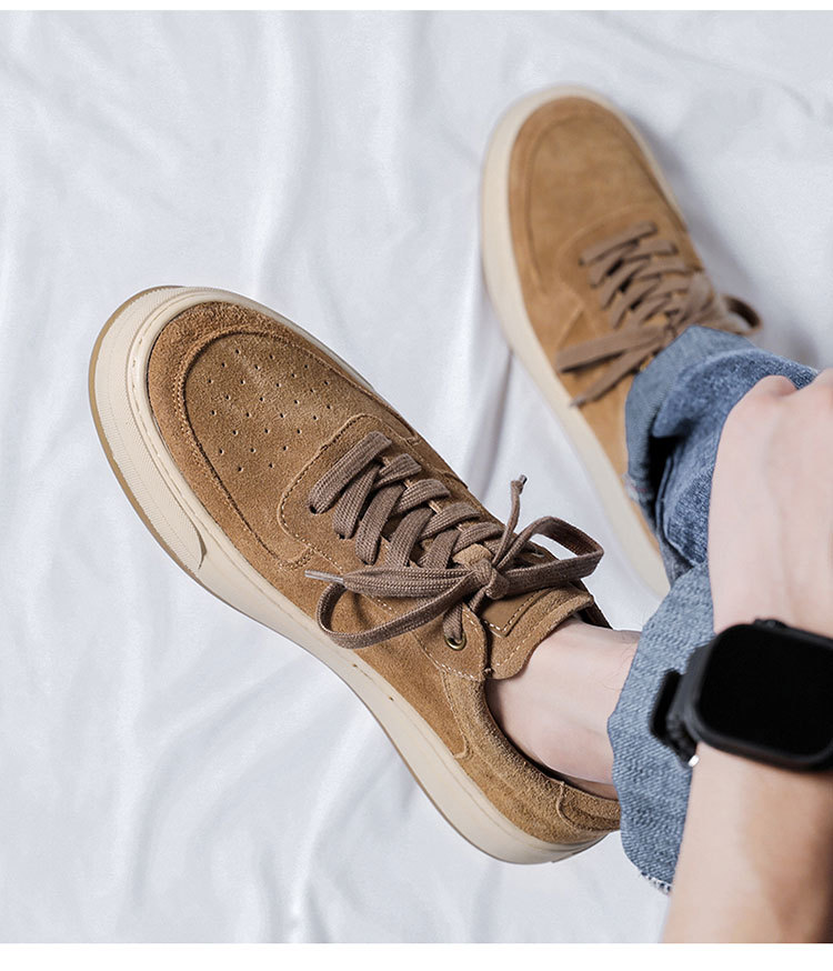 Sneaker Image 3