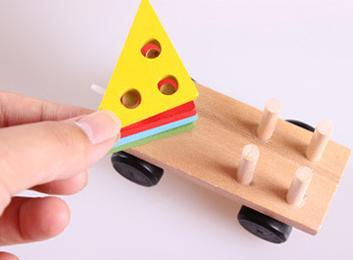 Drag the Three-Section Wooden Train Image 2