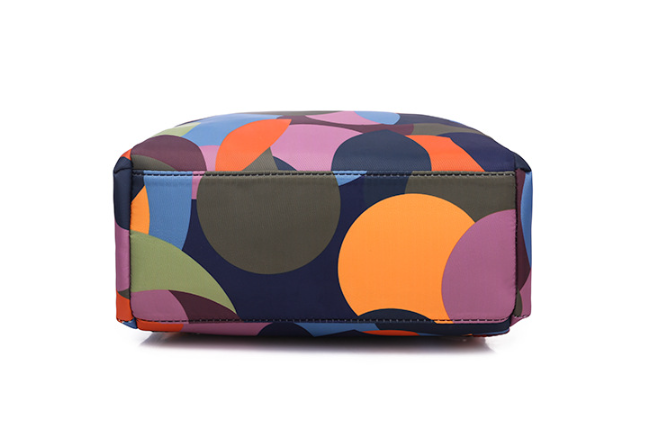 迷彩女士双肩包 Variation Image 4