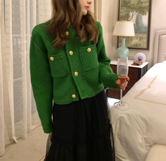 Cardigan Details