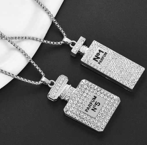 Long Pendant Necklace 1
