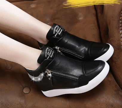 Diamond Decor Shoes Image