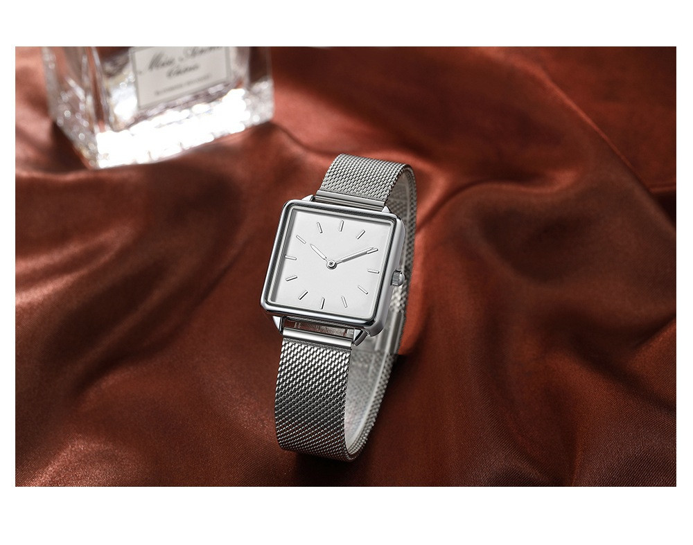 Watch Image 4