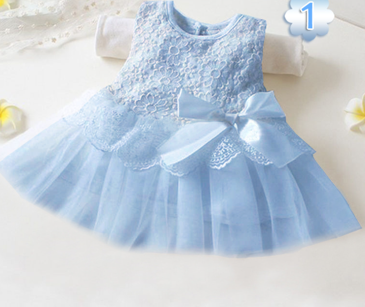 Different colors of mesh skirt
