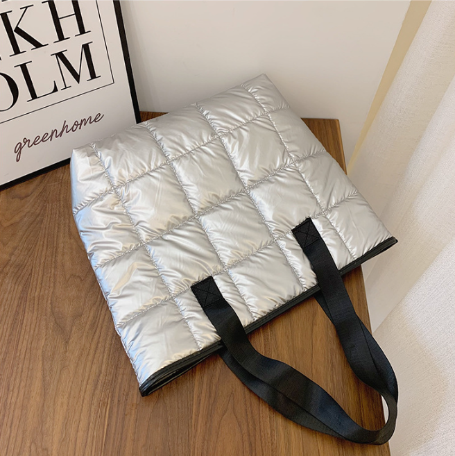 Imagen de Bolsa Puffer Lila 8