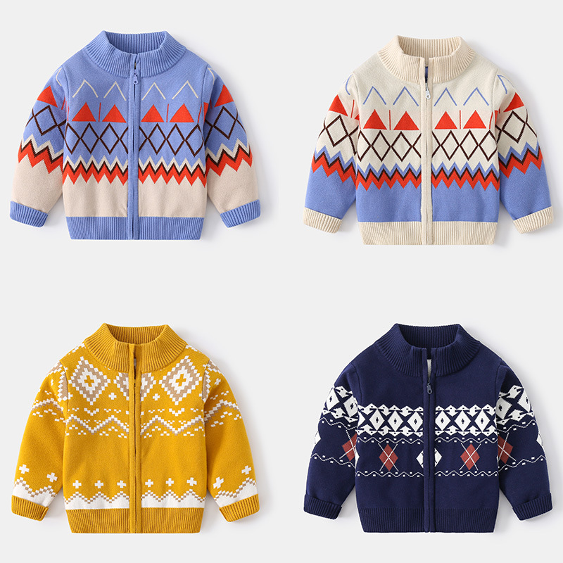 Children's Clothing Plus Velvet Cardigan Sweater image