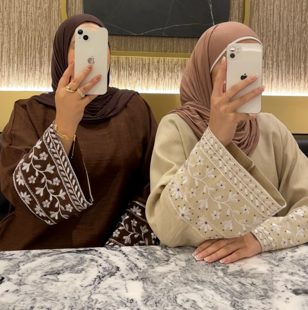 Elegant Design Abaya