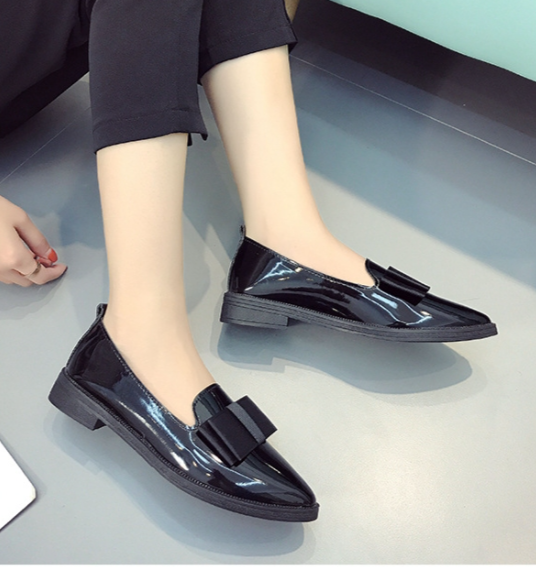 Elegant Black Flats