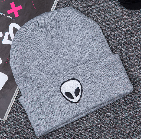 CHILLAX Alien Knitted Hat Image 2
