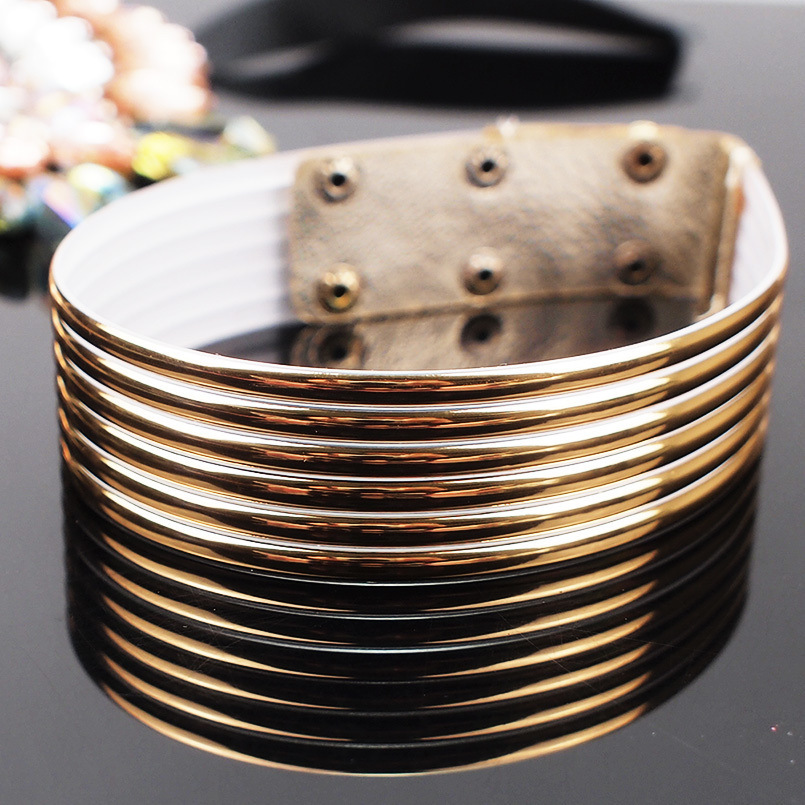Necklace and Bracelet Set Image 1