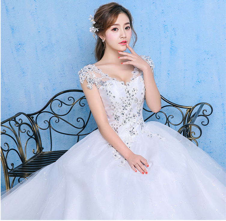 Luxury Spark Wedding Dress V-Neck Lace Appliques Rhinestone Bride Gowns 2024 Open Back Cap Sleeve Beach vestidos de novia