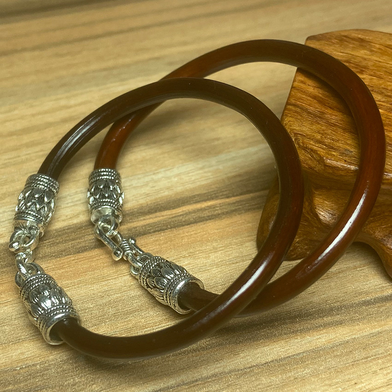 Tibetan Ancient Style Spatholobus Bracelet Image 3