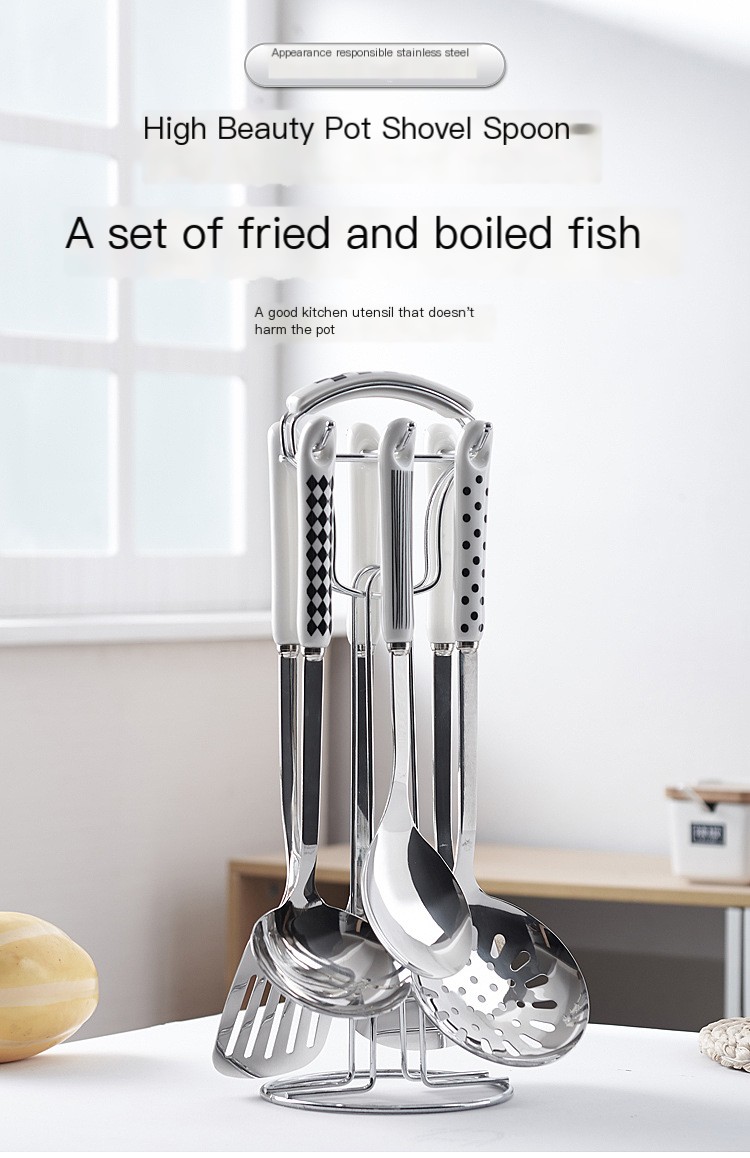 Hepburn Style Kitchen Utensil Set Image 1