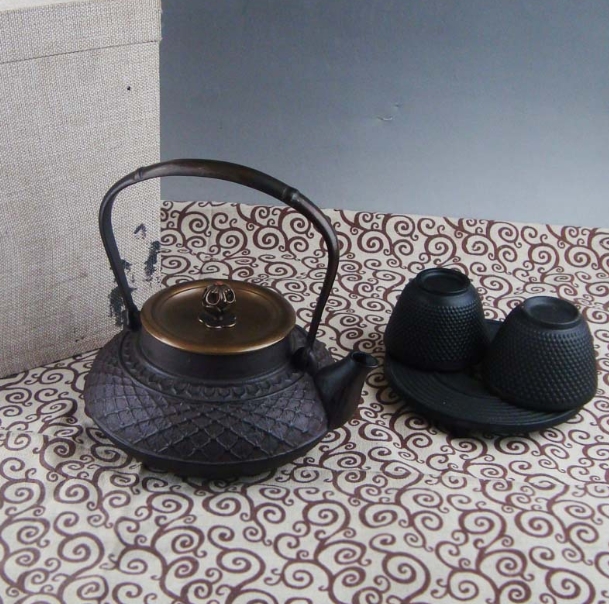 Cast Iron Kettle Image 4