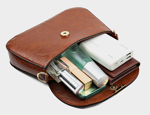 Shoulder Bag Image 2